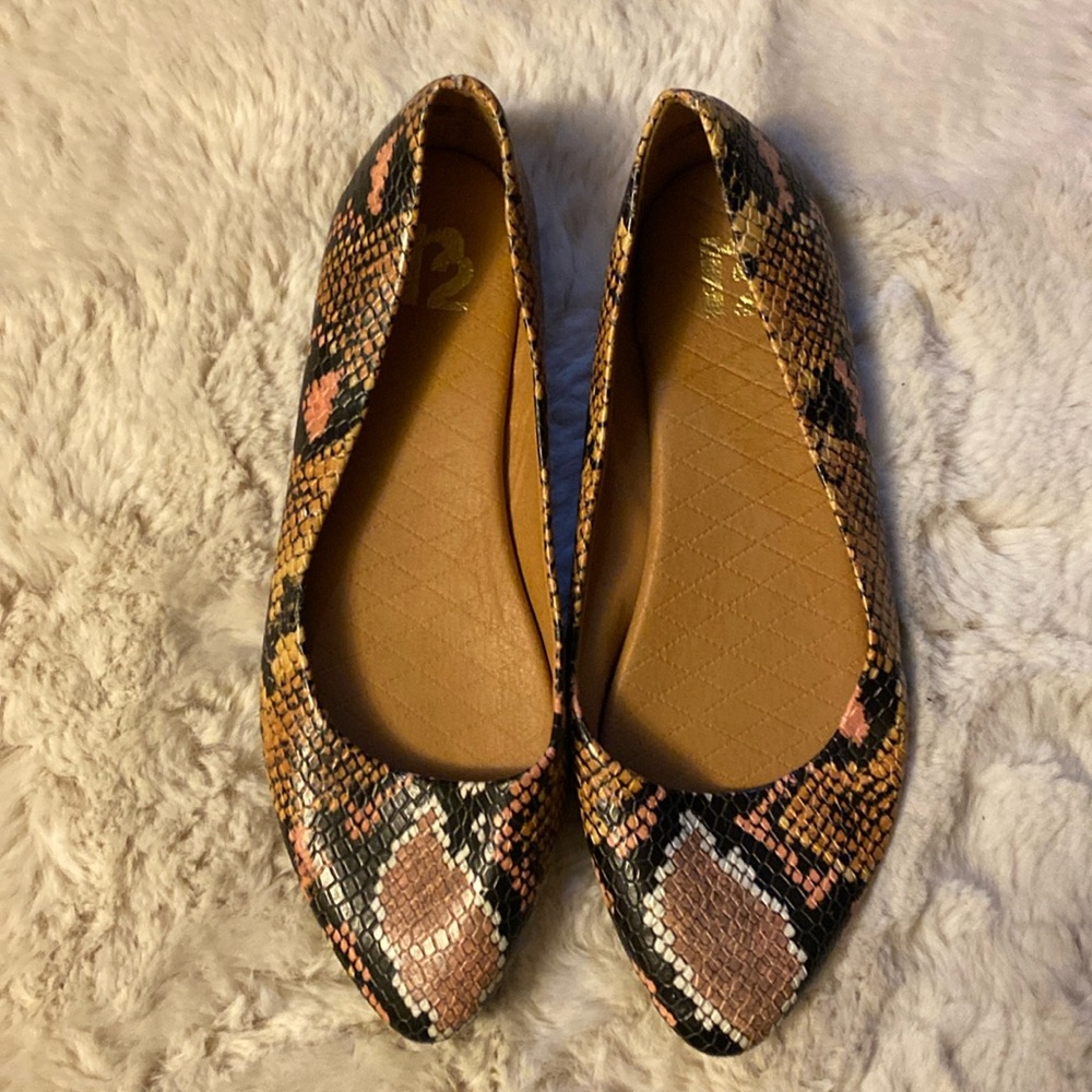 R2 Trendy Multi Colored Animal Print Flats